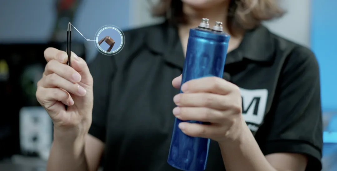 “扒開”超級(jí)電容的“外衣”，看看超級(jí)電容“超級(jí)”在哪兒